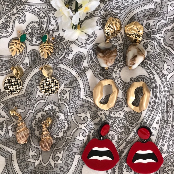 Accessories... - Picture 3 of 8